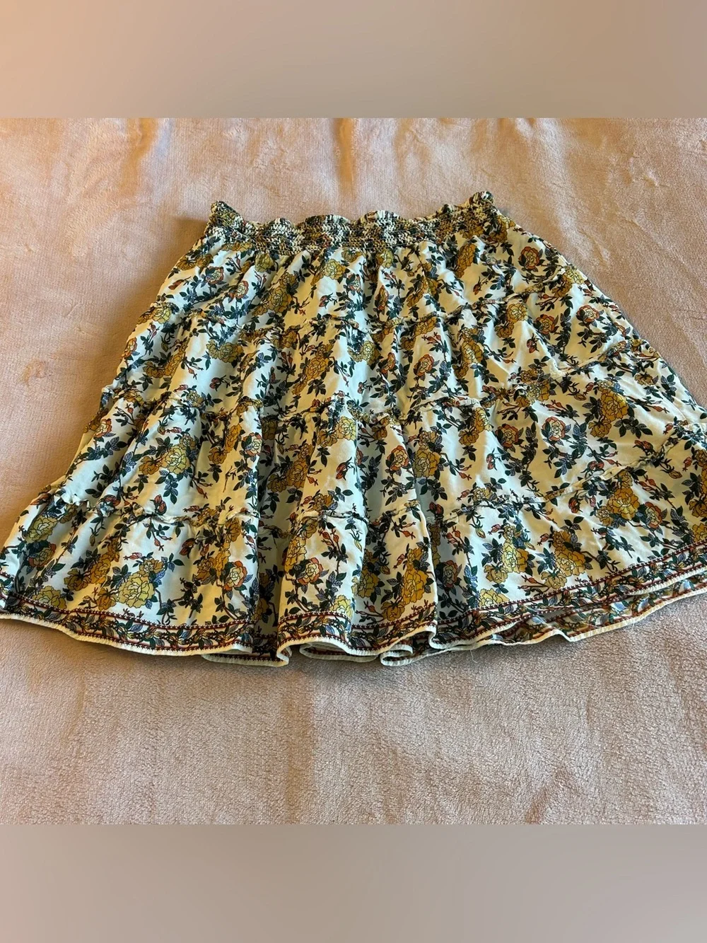 Max Studio white yellow blue floral print tiered mini skirt smocked waist size M - Picture 3 of 8